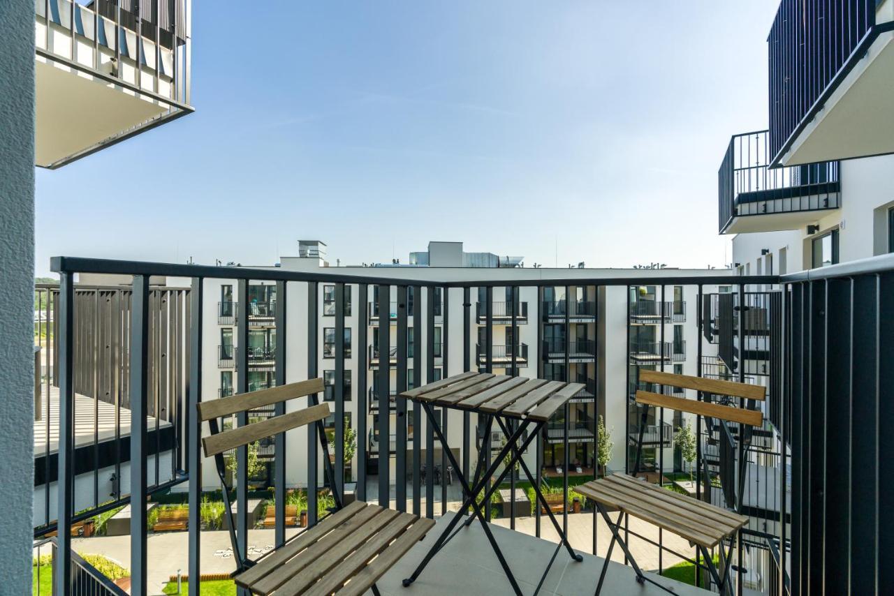 Apartments City View Garbary By Noclegi Renters Познань Экстерьер фото